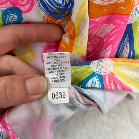 LULU B Smooth Stretch Floral Print Asymmetric Hem Blouse Size Small UPF 50+ - Picture 7 of 9